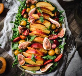 Rucola Feigen Salat mit BERTOLLI Aceto Balsamico di Modena I.G.P. Rucola Feigen Salat mit BERTOLLI Aceto Balsamico di Modena I.G.P.