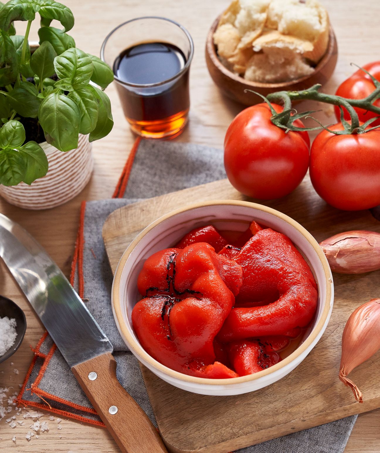 Tomatensuppe mit geröstetem Brot
